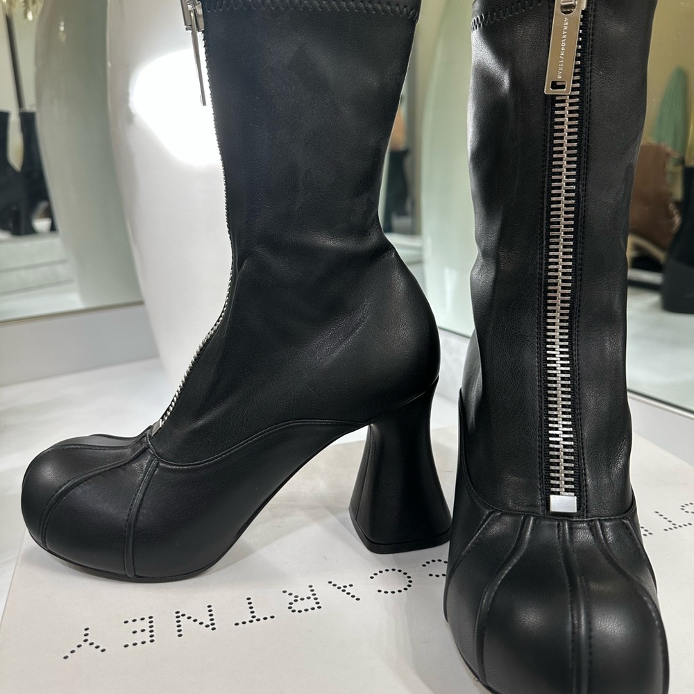 NEW $1095 Stella McCartney Women's Groove Stretch Zip Boots size 38